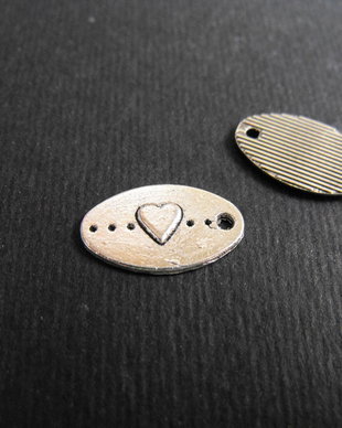 CHARM - 15 X 9 MM