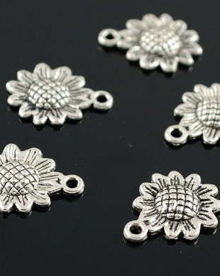 N338 Charms floarea soarelui 16x12mm