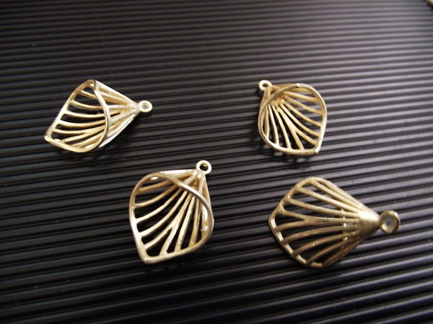 1b Element decorativ placat aur '' Clopotel '' 21 x 16 x 10mm