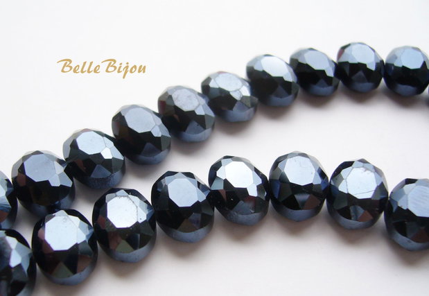 Pastile ovale imitatie hematit din sticla microfatetata aprox 12x9x6.5 mm