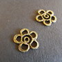 PANDANTIV - LINK BRONZ - FLOARE - 17 MM