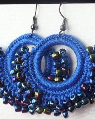 Cercei cu margele RAINBOW METALLIC / albastru
