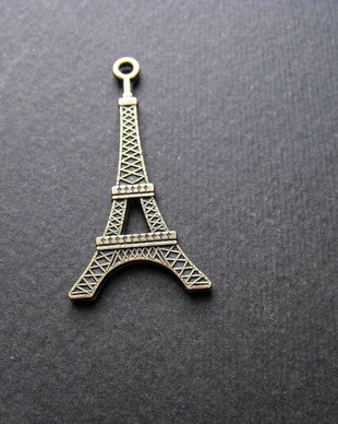 PANDANTIV BRONZ TURN EIFFEL - 37 X 19 MM