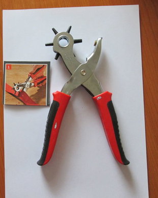 Cleste de perforat