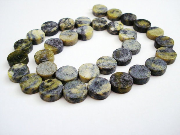 1b Jad natural 12 x 4mm