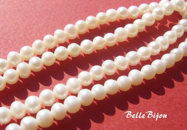 (5b) Perle de cultura mici ivory aprox 4 mm