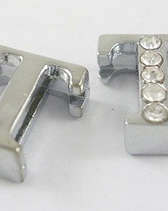 Charm litera T, 10x10x4mm