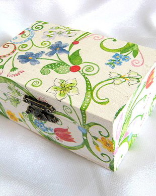cutie lemn decorata 19639