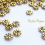 (10 b) Spacer floricica aurie aprox 5x1.5 mm
