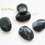 Margele acril negre cu insertii albe aprox 5-6x14-15x19-20 mm