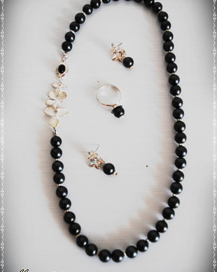 SET PERLE NEGRE-VANDUT