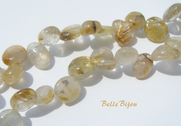 (5 b) Fulgi rotunjiti din cuart rutilat 4x9-13x8-10 mm