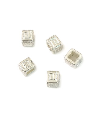 Distantier argintiu, 4 mm (cod 7-113)