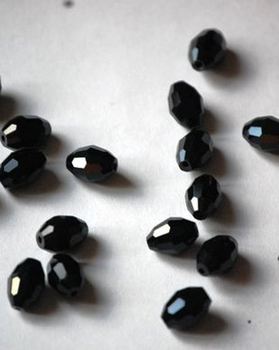 LMS100 - margele sticla ovale negre - 10x8 mm