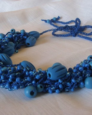 Colier cu margele BLUE