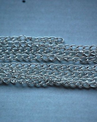 LL10 - lant argintiu zale 3x4 mm - 1.5 lei