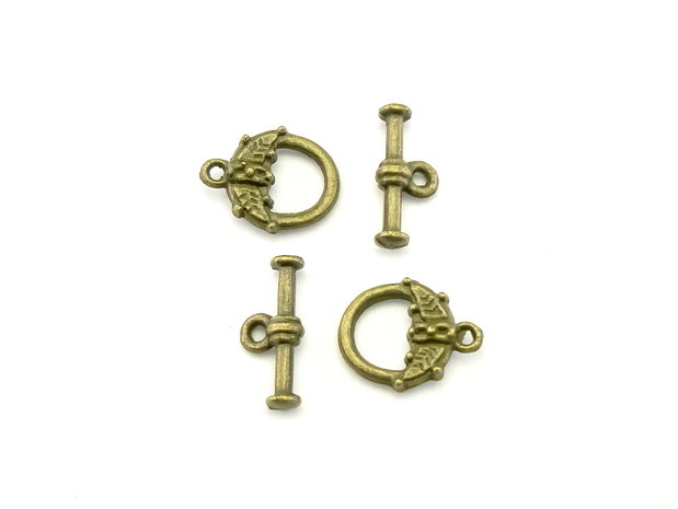 Inchizatoare tip toggle, finisaj bronz, 14x11,5 mm + 15,5x6,5 mm (cod 13-128)
