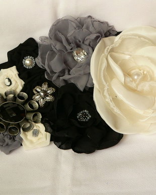 Brau "Black Bridal Flowers"