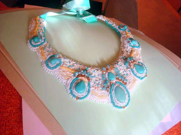 colier statement turquoise/ redus la 60 lei /vandut