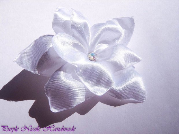 Floare par mireasa Sofia - saten alb, stras rhinestone