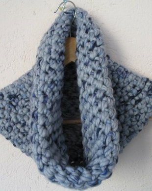 Guler/fular/accesoriu crosetat