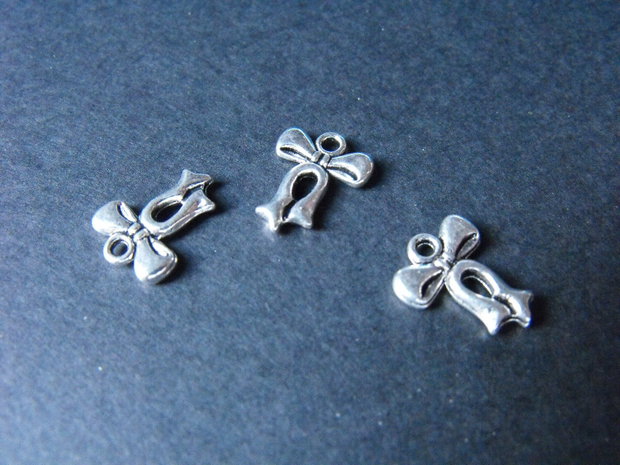 PANDANTIV FUNDITA - 16 X 12 MM