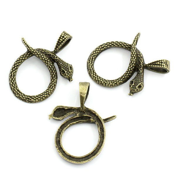Pandantiv sarpe finisaj bronz 37x29mm (bz 30)
