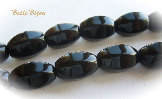 Onix butoias fatetat aprox 14.5x9 mm