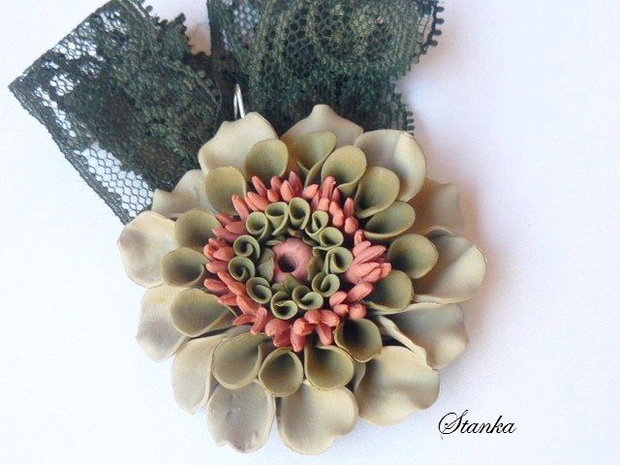 Floare din fimo