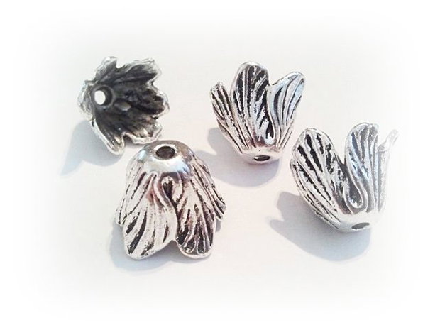 1b Element decorativ antique silver 20x18mm (spa 12 )