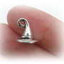 1b Charm  3D antique silver ,wizard hat  11x11mm (SA0014)