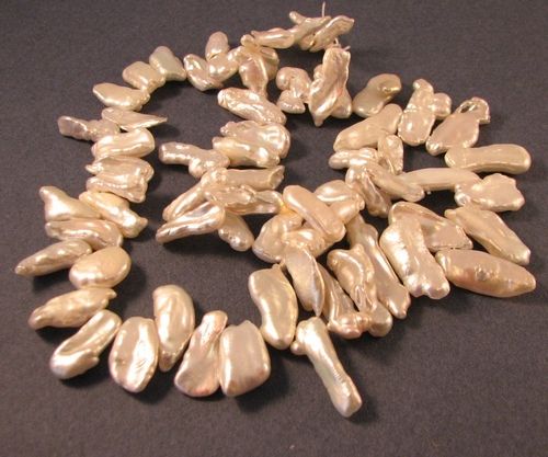 Sirag perle Biwa - 2868