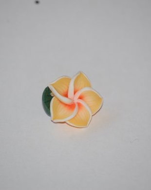 LFF152 - floare fimo galbena