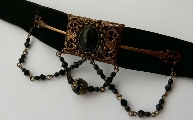 Victorian Black Velvet Choker