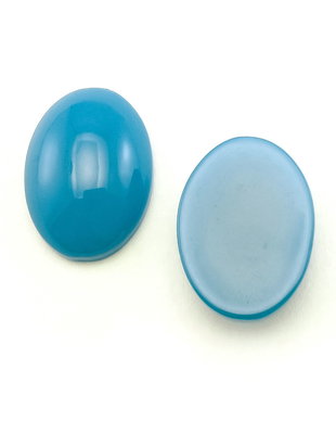 Cabochon rasina oval,  18x13x8 mm (cod 21-41)