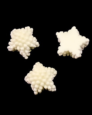 Cabochon rasina stea,  12x12x7 mm (cod 21-48)