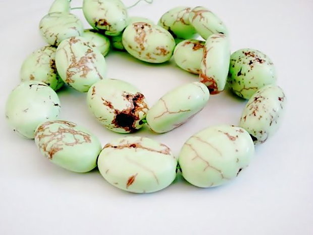 1b Turcoaz green oval 23x12mm