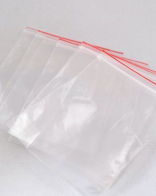 LAE13 - pungi zip 8x12.5 cm