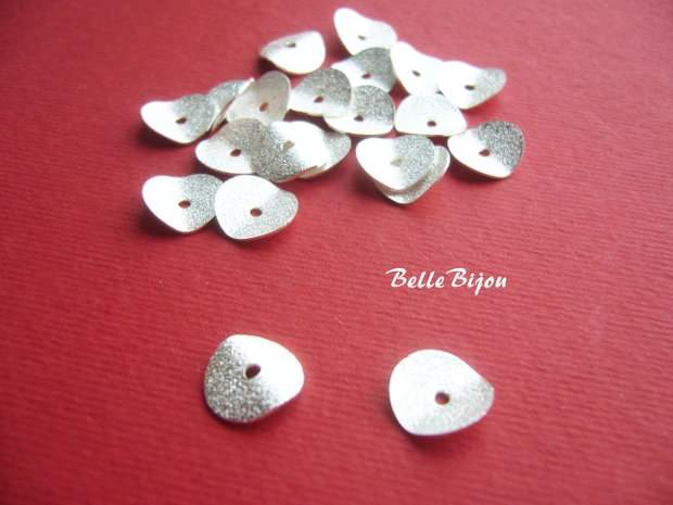 (10 buc) Capacele argintiu deschis, stardust, de diametru aprox 10 mm