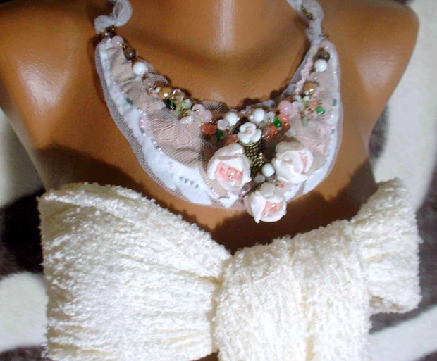 colier statement vintage cu 3 BOBOCI