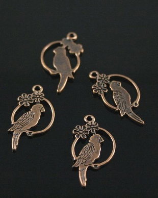 Charm cupru