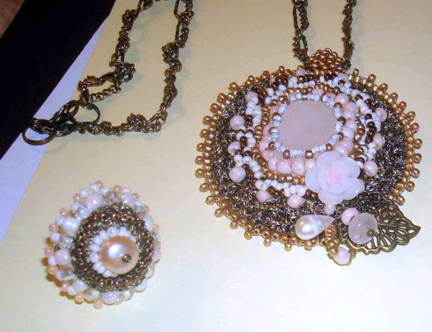 set bronz antic / pandantiv statement si inel, splendide/reducere 25%, 40 lei
