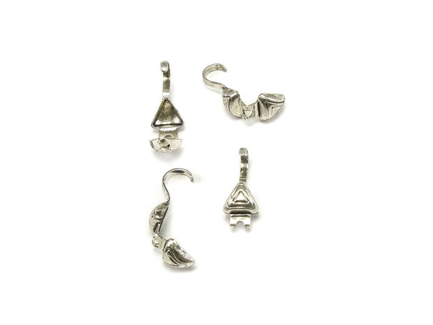 Cupa nod triunghi, placată cu argint antichizat, 9x4 mm – 2 buc (cod 12-26)