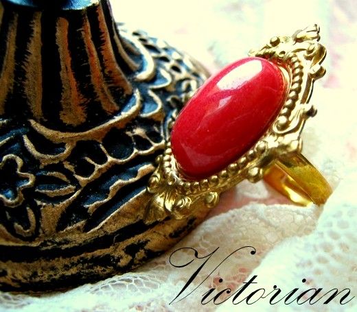 VICTORIAN RING