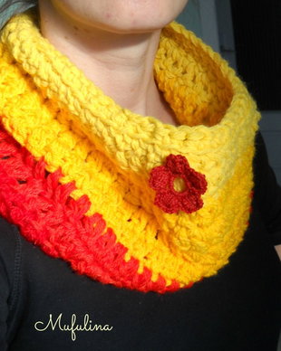 Cowl colorat crosetat