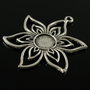 N671 Pandantiv/Suport cabochon floare argintiu, 43x47mm