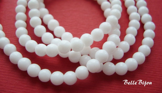(10 b) Agate albe aprox 5 mm