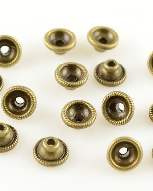 D685 Capacele bronzate 8x5mm (1b)