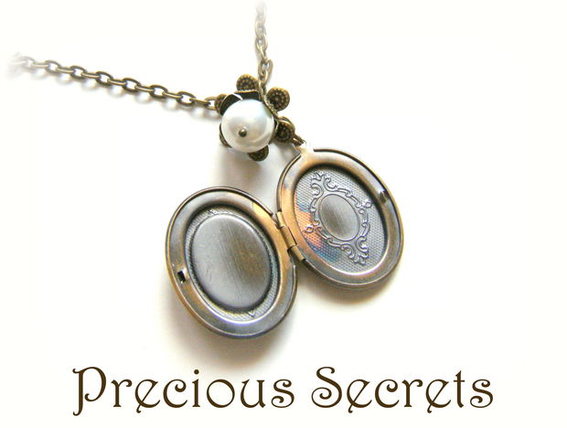 PRECIOUS SECRETS - locket cu spatiu pentru poze!