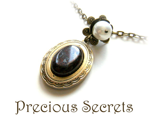 PRECIOUS SECRETS - locket cu spatiu pentru poze!